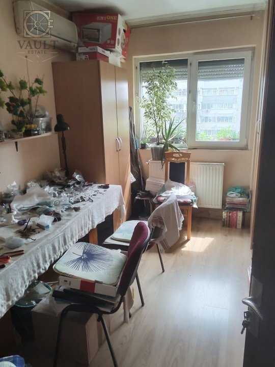 Apartament 3 camere- Decomandat- Titulescu -Banu Manta 