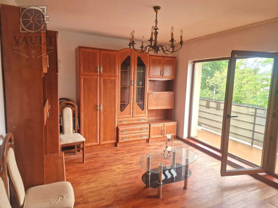 APARTAMENT 3 CAMERE / AN 2013 / 77 M2 / PRELUNGIREA GHENCEA