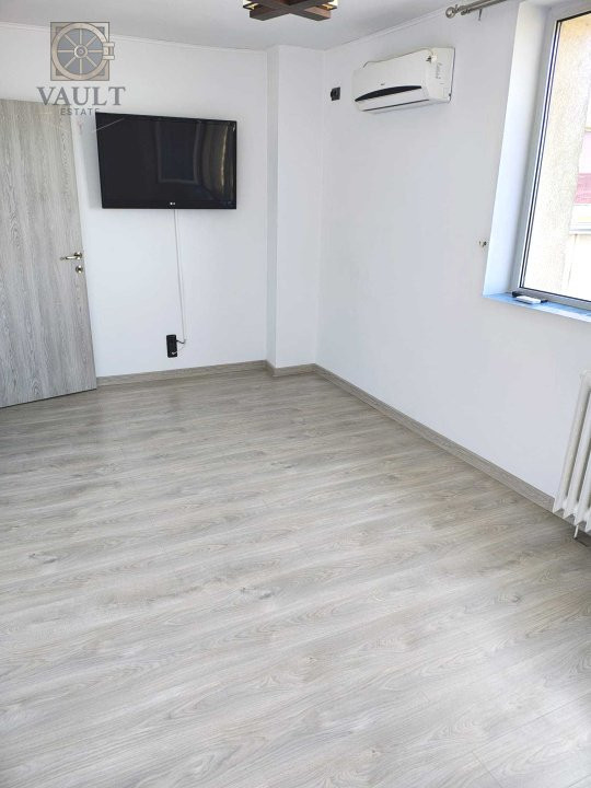 APARTAMENT 3 CAMERE / RENOVAT / MOBILAT & UTILAT / BLOC ANVELOPAT / LUJERULUI   