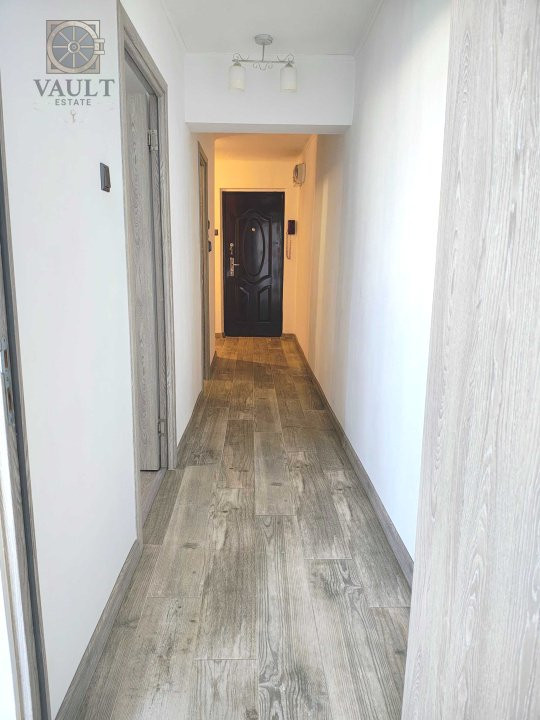 APARTAMENT 3 CAMERE / RENOVAT / MOBILAT & UTILAT / BLOC ANVELOPAT / LUJERULUI   
