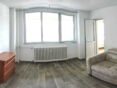 APARTAMENT 3 CAMERE / RENOVAT / MOBILAT & UTILAT / BLOC ANVELOPAT / LUJERULUI   