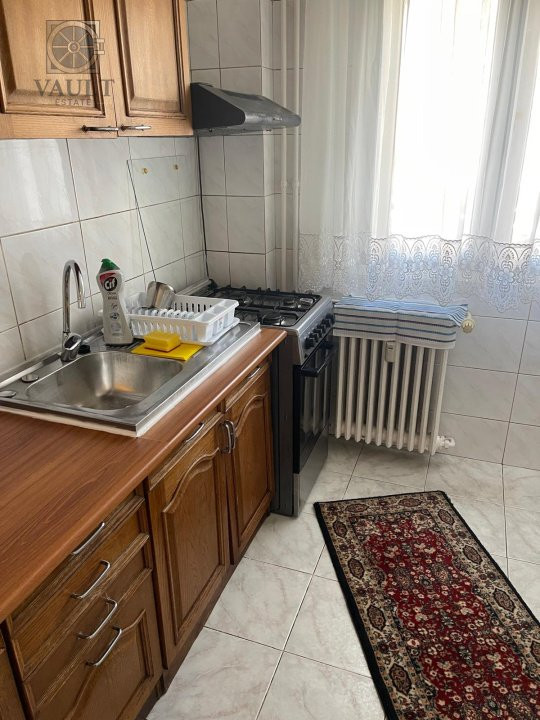  Apartament cu 4 camere -80 Mp - 10 minute pana la metrou -Nicolae Grigorescu 