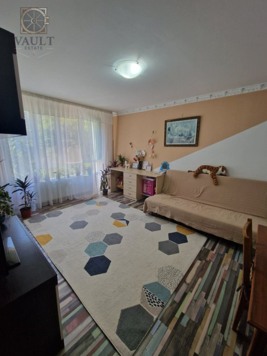 Apartament 4 camere - 15 minute de metrou - Ozana