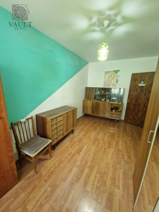 Apartament 4 camere - 15 minute de metrou - Ozana