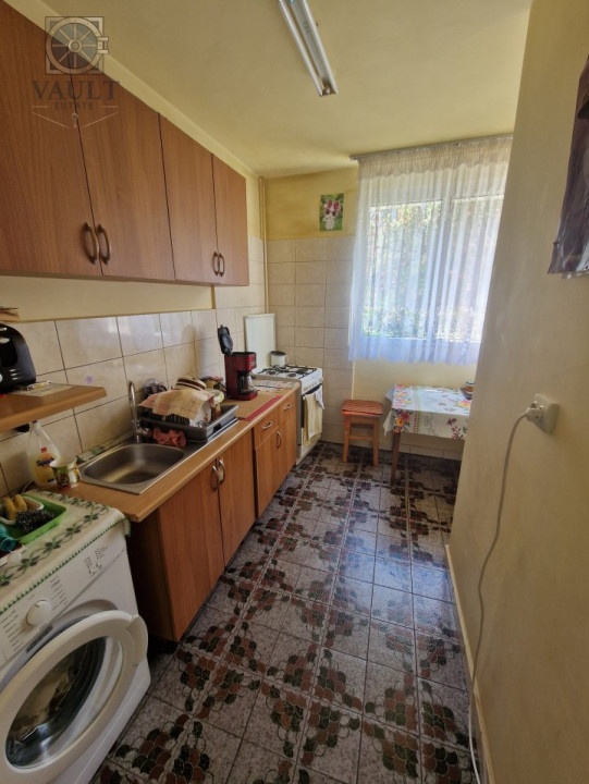 Apartament 4 camere - 15 minute de metrou - Ozana