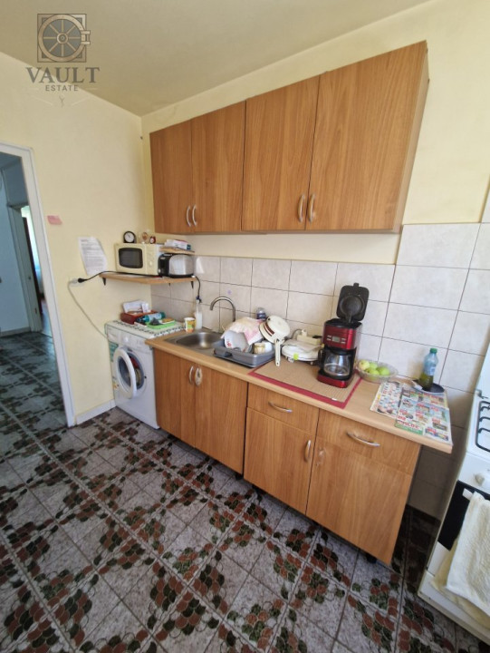 Apartament 4 camere - 15 minute de metrou - Ozana