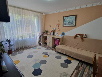 Apartament 4 camere - 15 minute de metrou - Ozana