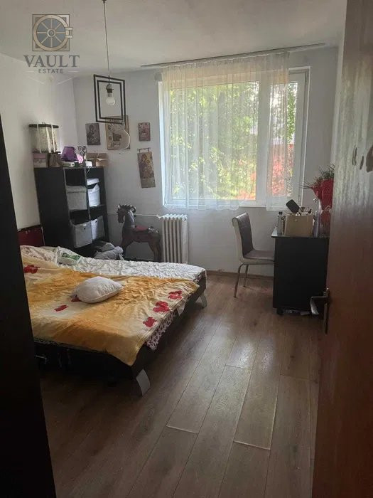 APARTAMENT 3 CAMERE-ETAJUL 1 -METROU RAUL DOAMNEI-LICEUL LOVINESCU