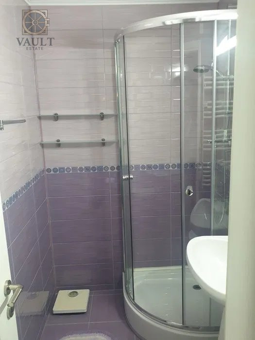 APARTAMENT 4 CAMERE-VITAN MALL-DECOMANDAT-2 BAI-2 BALCOANE
