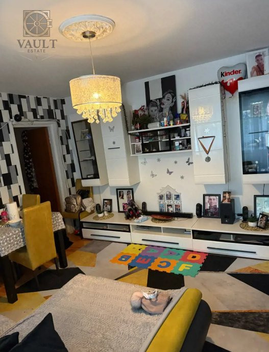 APARTAMENT  3 CAMERE-5 MINUTE DE METROU DRISTOR