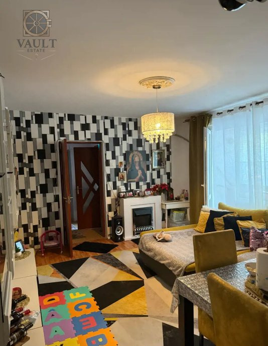 APARTAMENT  3 CAMERE-5 MINUTE DE METROU DRISTOR