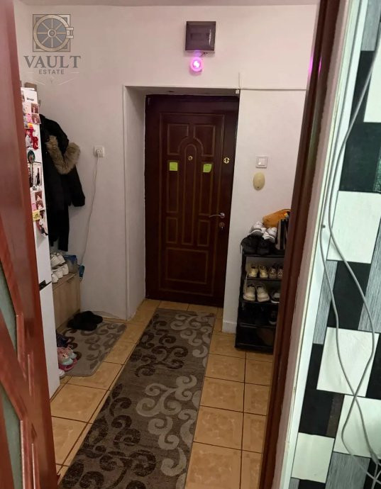 APARTAMENT  3 CAMERE-5 MINUTE DE METROU DRISTOR