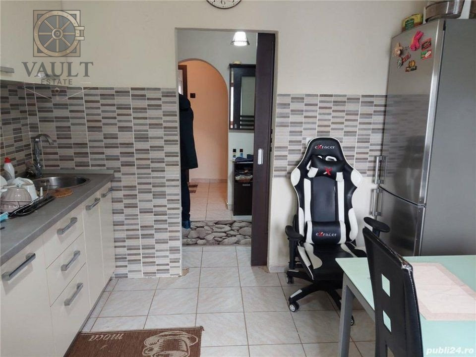 APARTAMENT 3 CAMERE-RAHOVA-DUMBRAVA NOUA