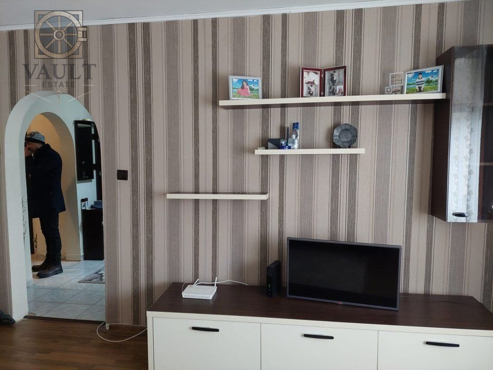 APARTAMENT 3 CAMERE-RAHOVA-DUMBRAVA NOUA