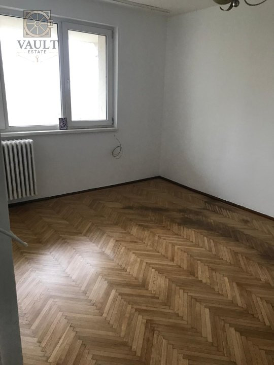 Apartament 3 camere Piata Chibrit-Metrou 1 Mai