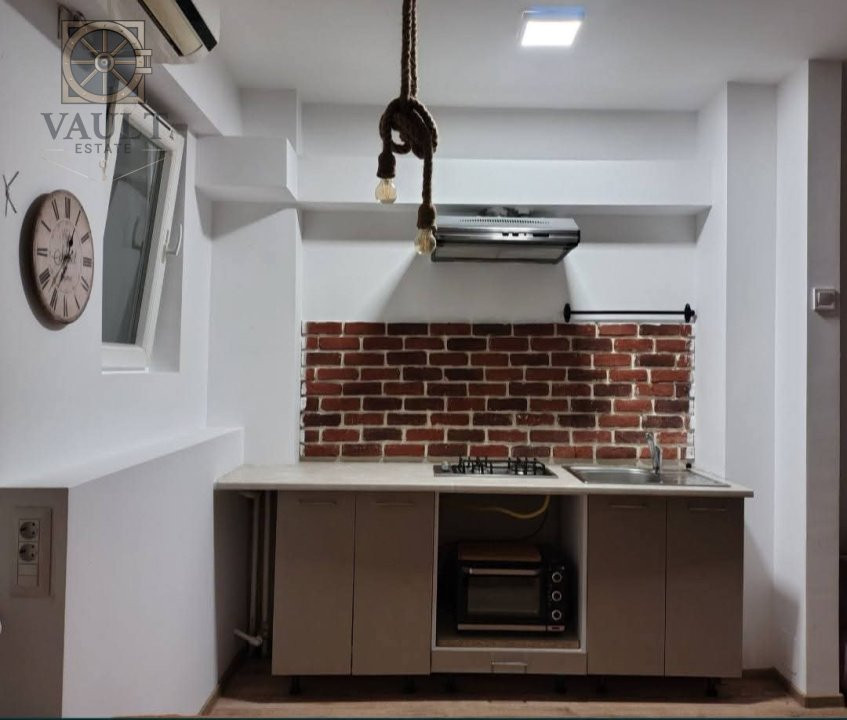 Garsoniera Dristor-Renovata 