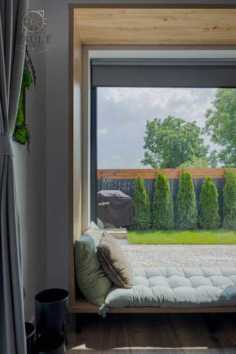 Vila complet mobilată, 149 mp, curte proprie și terasă – Trapezului