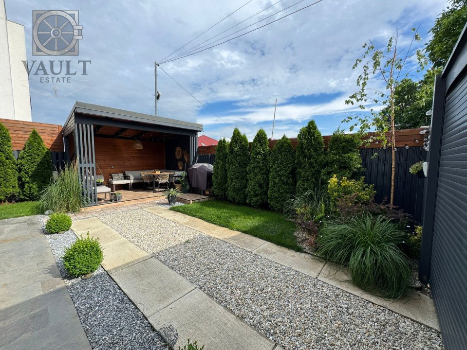 Vila complet mobilată, 149 mp, curte proprie și terasă – Trapezului