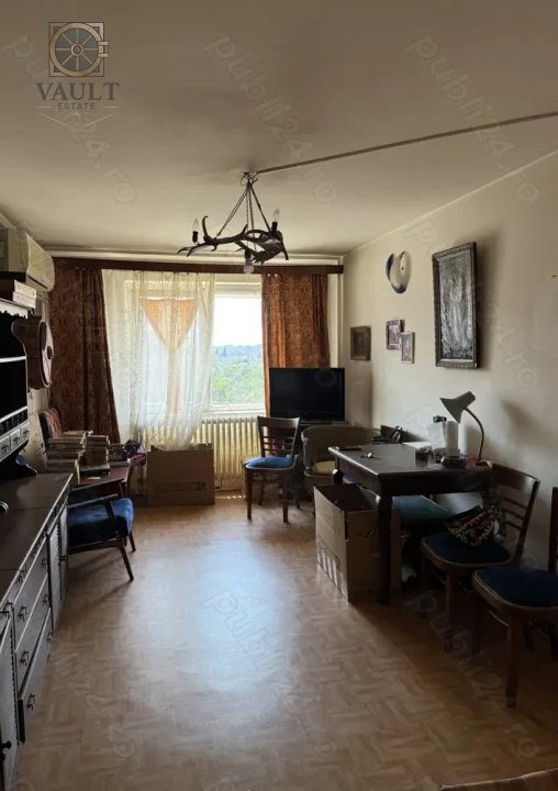 Apartament 3 camere Teiul Doamnei
