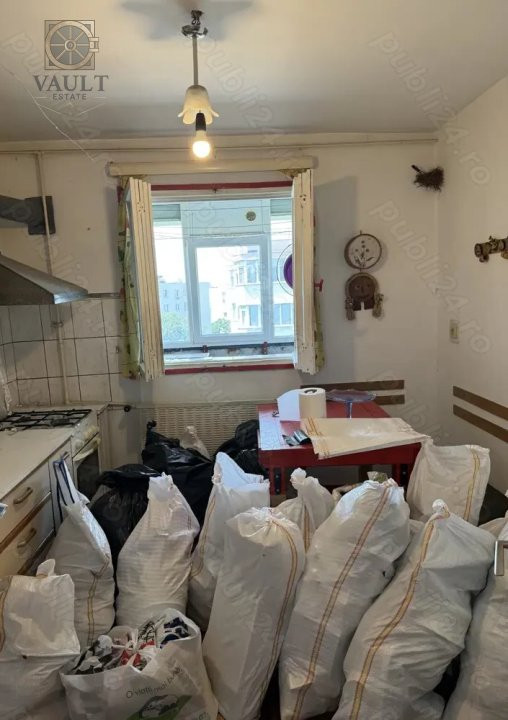 Apartament 3 camere Teiul Doamnei