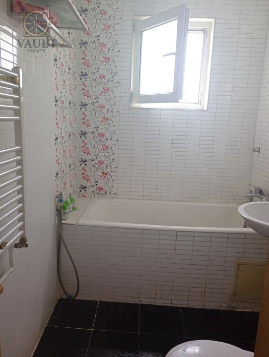 Apartament 2 camere Bulevardul Basarabia-Posibilitate Montare Centrala Termica