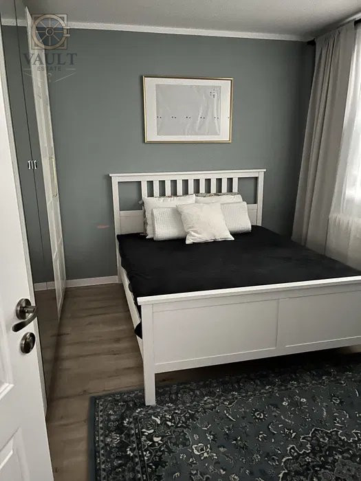 Apartament 4 camere 1 Decembrie 1918-Boxa la Subsol