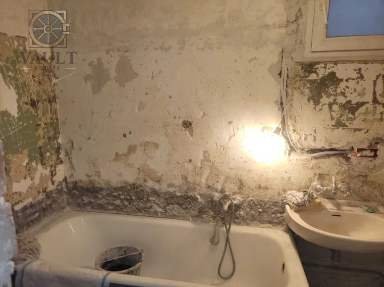 Apartament 2 camere - ETAJ 2 - zona CANTEMIR 