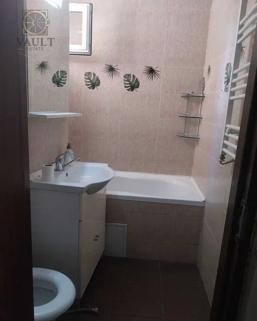 Apartament 4 camere Titan-1 Decembrie 1918-Centrala Proprie