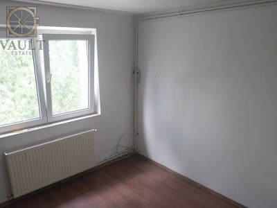 Apartament 4 camere Titan-1 Decembrie 1918-Centrala Proprie
