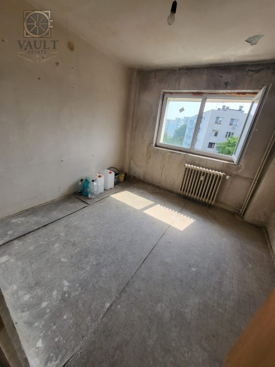 APARTAMENT 2 CAMERE-TRAFIC GREU-NASAUD-BLOC REABILITAT-DE RENOVAT