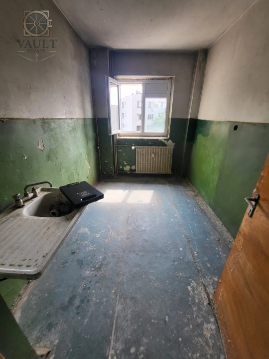 APARTAMENT 2 CAMERE-TRAFIC GREU-NASAUD-BLOC REABILITAT-DE RENOVAT
