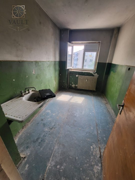 APARTAMENT 2 CAMERE-TRAFIC GREU-NASAUD-BLOC REABILITAT-DE RENOVAT