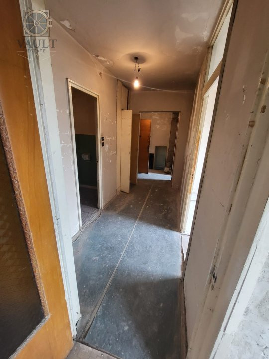APARTAMENT 2 CAMERE-TRAFIC GREU-NASAUD-BLOC REABILITAT-DE RENOVAT
