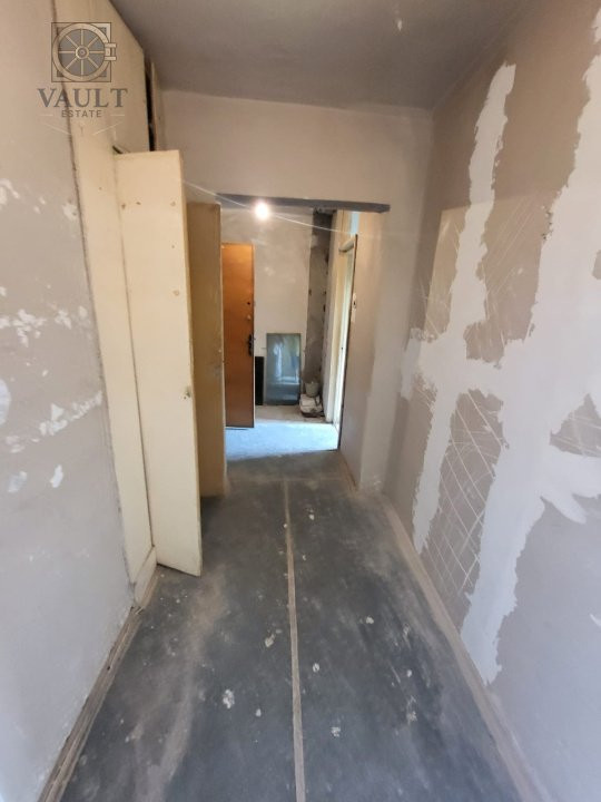 APARTAMENT 2 CAMERE-TRAFIC GREU-NASAUD-BLOC REABILITAT-DE RENOVAT