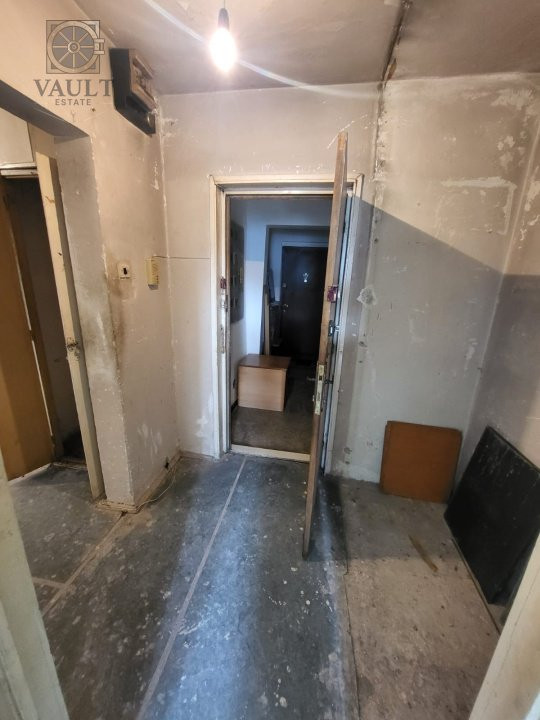 APARTAMENT 2 CAMERE-TRAFIC GREU-NASAUD-BLOC REABILITAT-DE RENOVAT