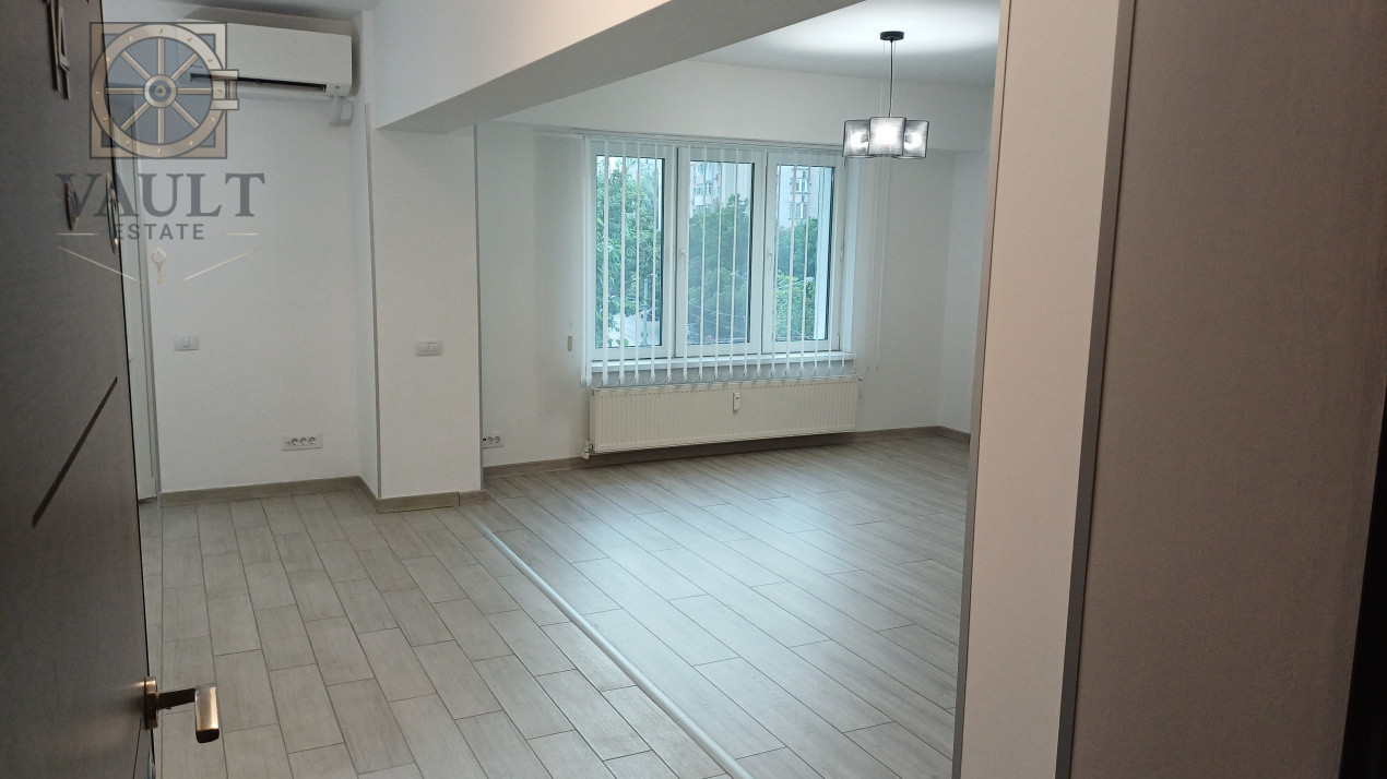 Garsoniera - BLOC MIXT - RECENT RENOVATA - zona CALARASILOR 