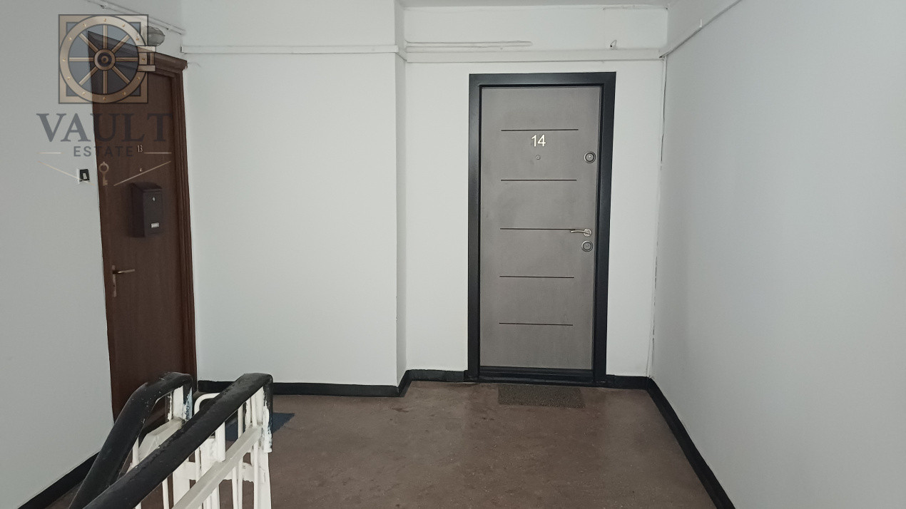 Garsoniera - BLOC MIXT - RECENT RENOVATA - zona CALARASILOR 