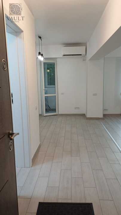 Garsoniera - BLOC MIXT - RECENT RENOVATA - zona CALARASILOR 