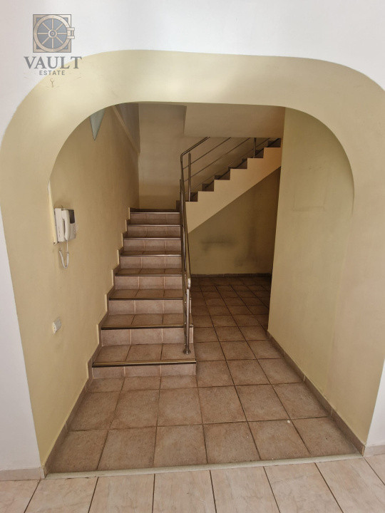 Vila – între două parcuri!!!