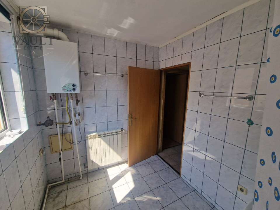 Vila – între două parcuri!!!