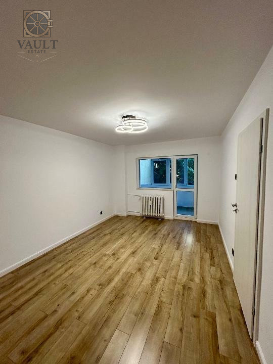 Apartament 2 camere - ETAJ 1 - BLOC ANVELOPAT - zona COLENTINA