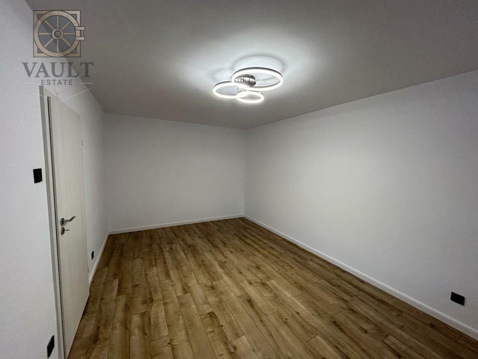 Apartament 2 camere - ETAJ 1 - BLOC ANVELOPAT - zona COLENTINA