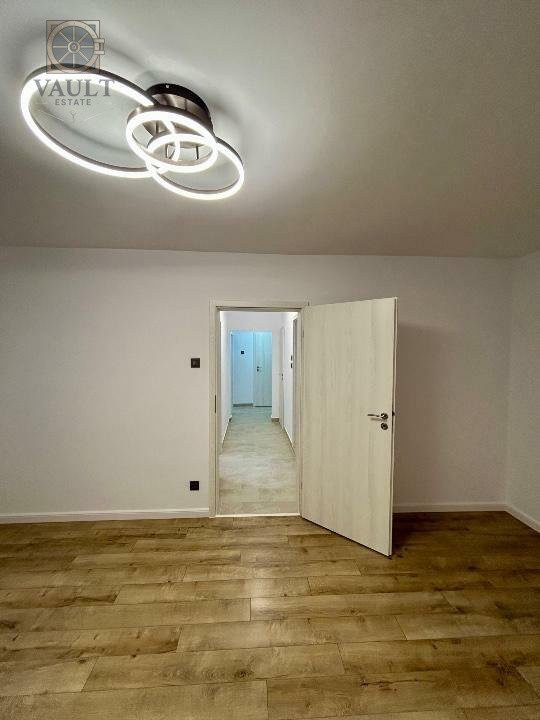 Apartament 2 camere - ETAJ 1 - BLOC ANVELOPAT - zona COLENTINA