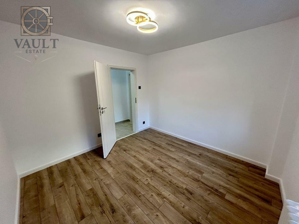 Apartament 2 camere - ETAJ 1 - BLOC ANVELOPAT - zona COLENTINA