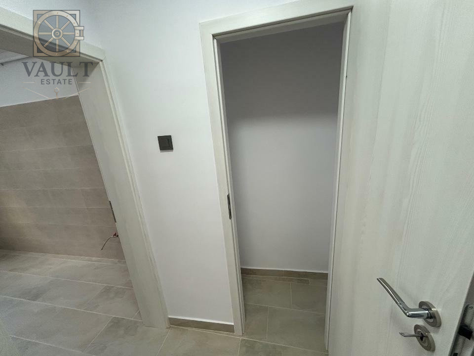 Apartament 2 camere - ETAJ 1 - BLOC ANVELOPAT - zona COLENTINA