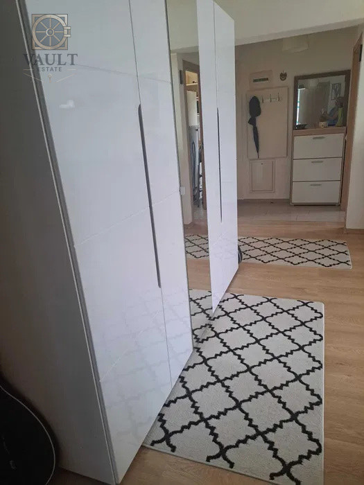 APARTAMENT 3 CAMERE - TINERETULUI