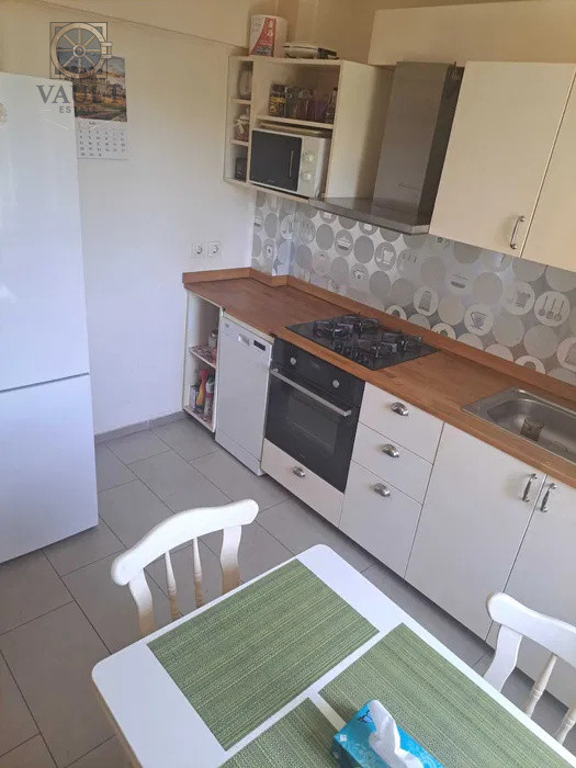 APARTAMENT 3 CAMERE - TINERETULUI