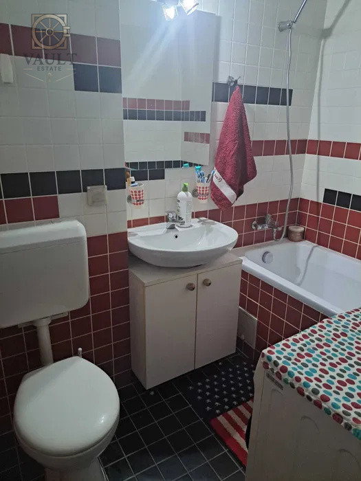 APARTAMENT 3 CAMERE - TINERETULUI
