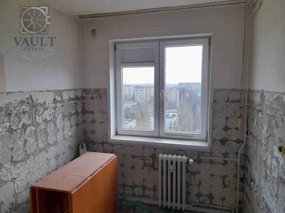 Apartament 2 camere-de Renovat-55MP-la cativa pasi de metrou -1 Decembrie 1918