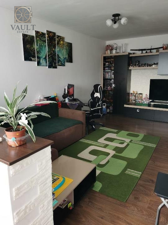 APARTAMENT 3 CAMERE DECOMANDAT  -DRISTOR -PARK LAKE 